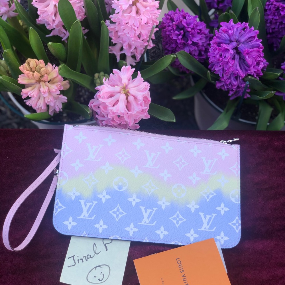 ❌SOLD❌LV Escale pouch brand new